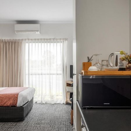 Best Western Geelong Motor Inn & Serviced Apartments Exterior photo