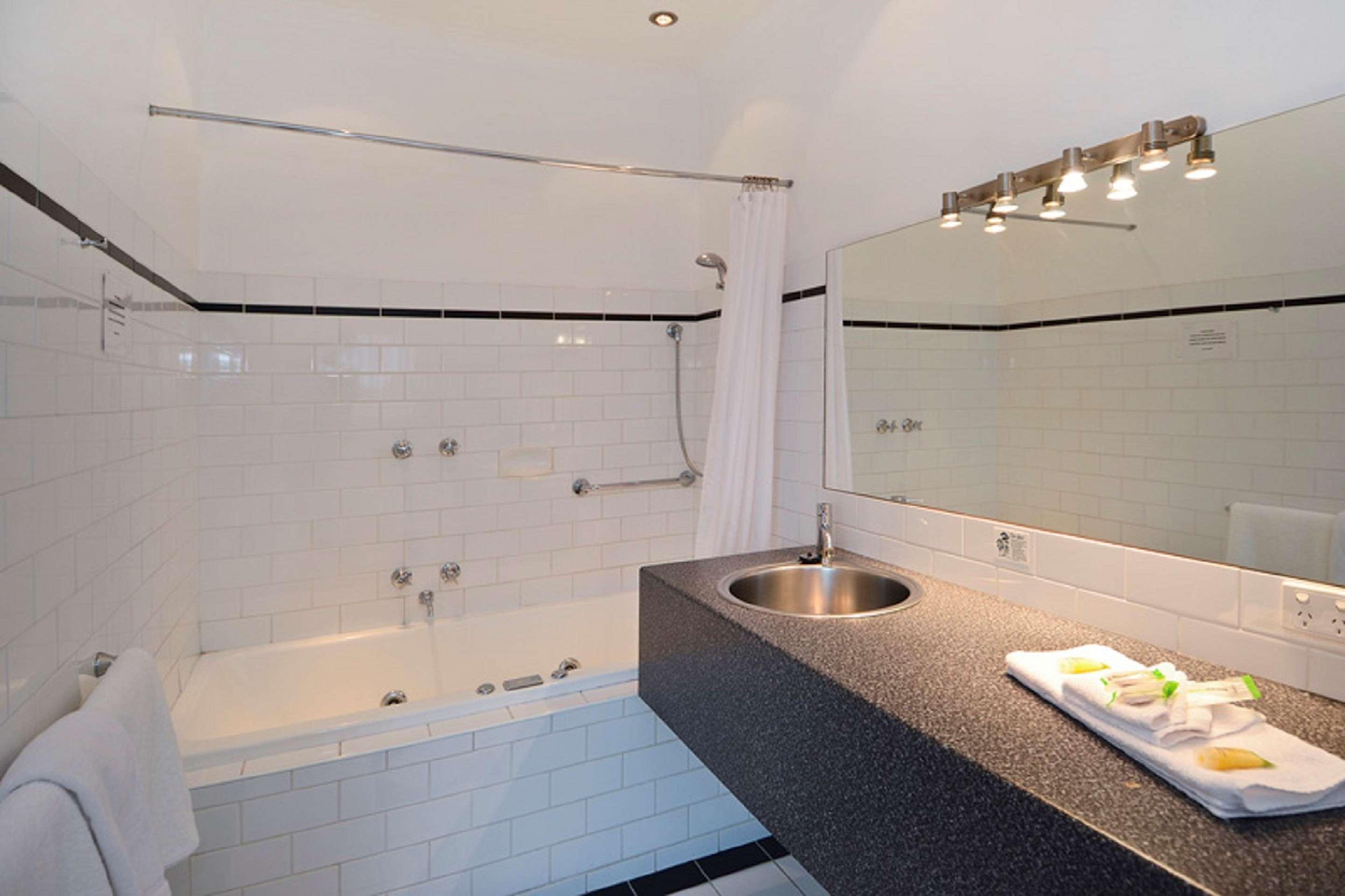 Best Western Geelong Motor Inn & Serviced Apartments Exterior photo