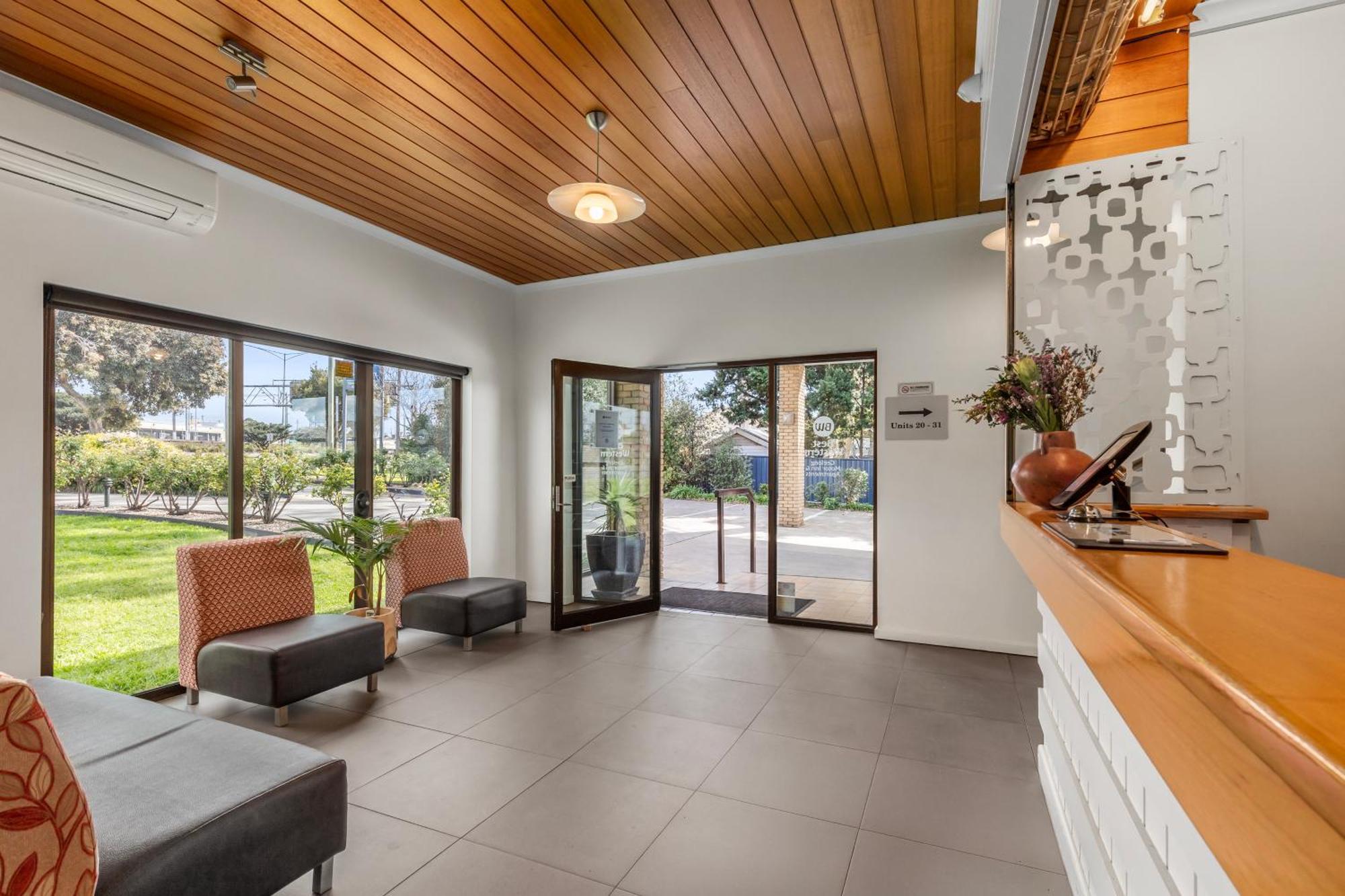 Best Western Geelong Motor Inn & Serviced Apartments Exterior photo