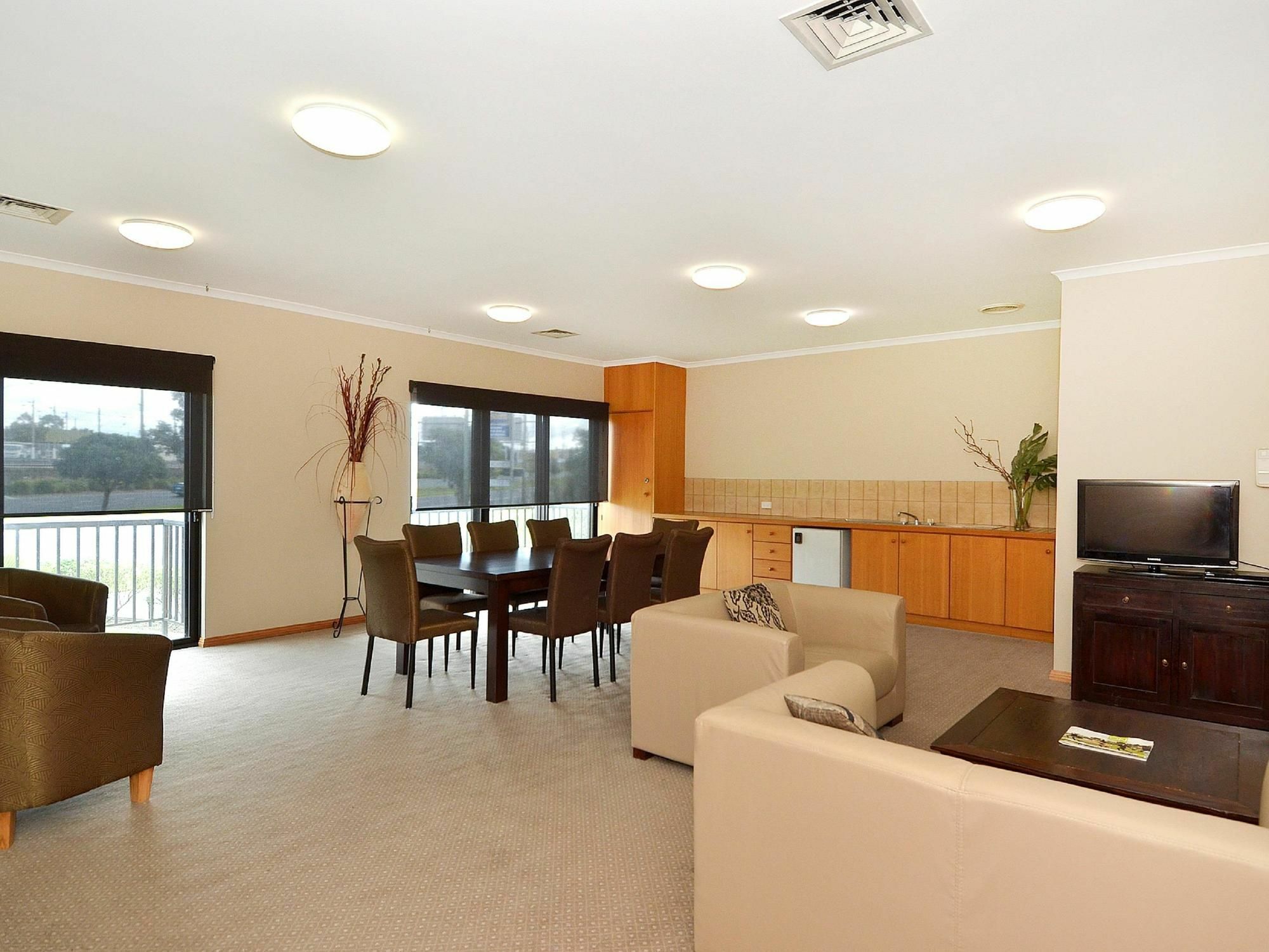 Best Western Geelong Motor Inn & Serviced Apartments Exterior photo